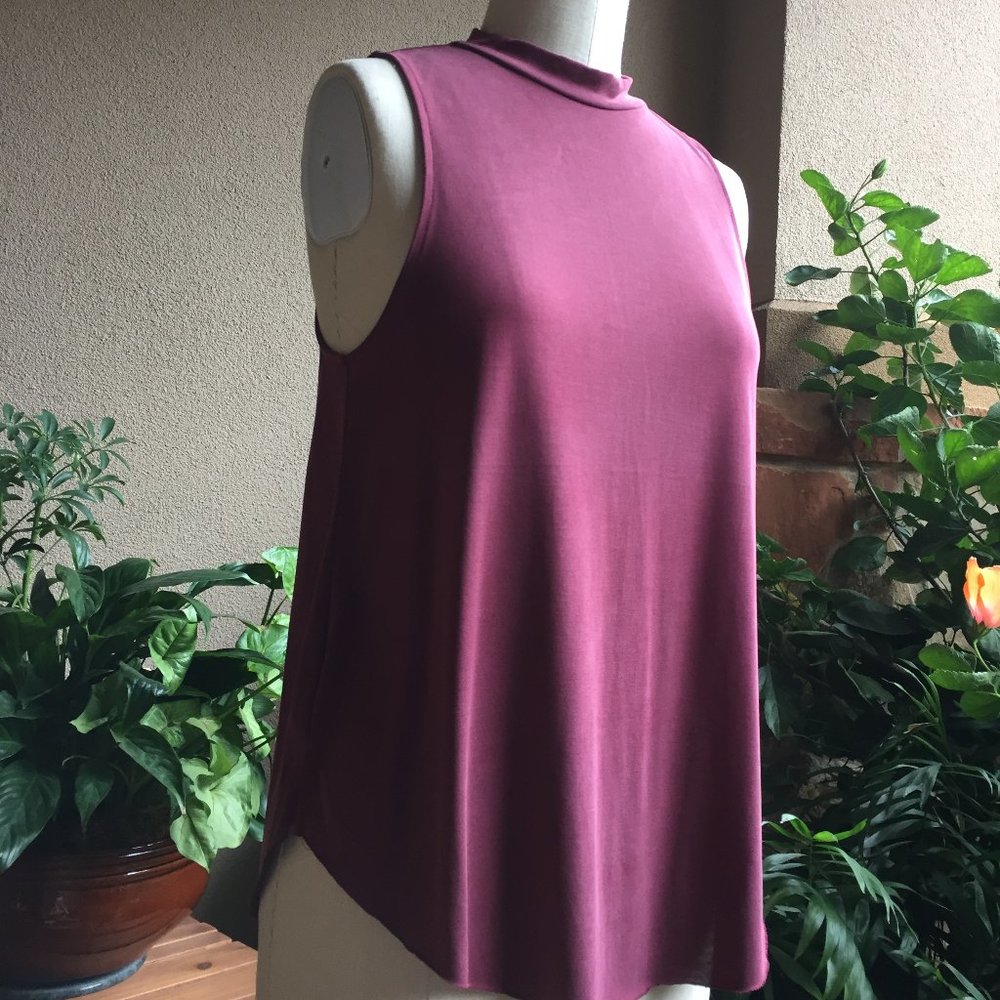 AEO Mock Neck Tunic in Wine (like NEW)